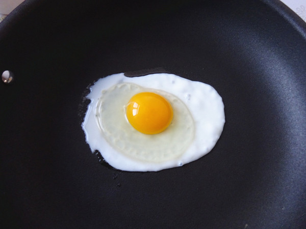 Sauce-flavored Egg Finger Biscuits recipe