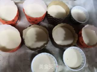 Whipped Cream-chiffon Cupcakes recipe