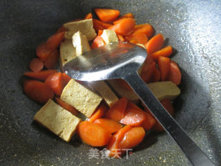 Frozen Tofu and Roasted Carrots recipe