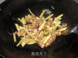 Stir-fried Spring Bamboo Shoots with Spare Ribs recipe