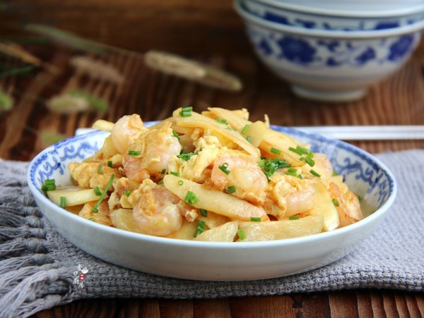 Stir-fried Rice White with Shrimp and Egg recipe