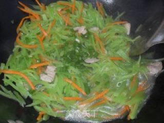 Stir-fried Lettuce and Radish with Sliced Pork recipe