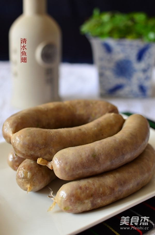 Homemade Delicious Garlic Sausage recipe