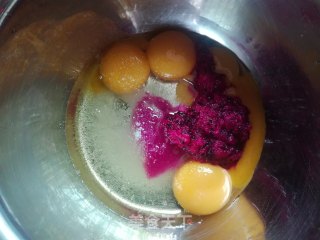 Fruit One by One Red Dragon Fruit Chiffon Cake recipe