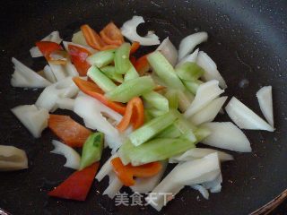 【fried Chicken with Lotus Root and Cucumber】energetic recipe