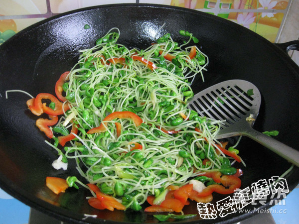 Vegetarian Stir-fried Black Bean Sprouts recipe