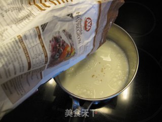 Western Breakfast-banana Milk Porridge recipe