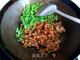 String Beans with Sauce-flavored Minced Pork recipe