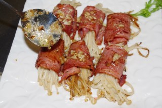 Take Home Teppanyaki. . . Bacon Enoki Mushroom Roll recipe