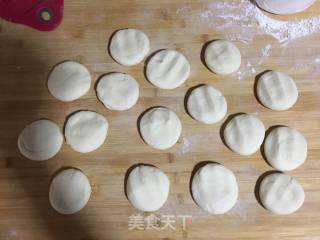 Lamb Fried Bun with Ice Flower recipe