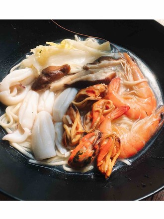 Seafood Noodles recipe