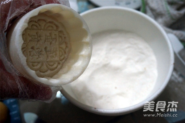 Mooncakes with Egg Yolk and Red Bean Paste recipe