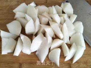 White Radish Big Bone Soup recipe