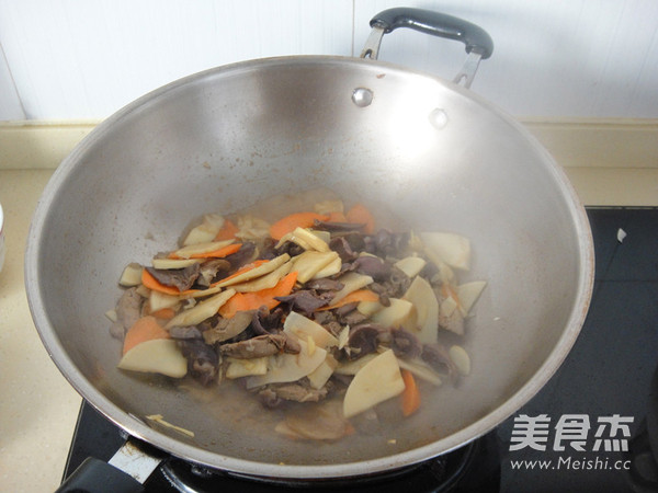 Stir-fried Winter Bamboo Shoots recipe