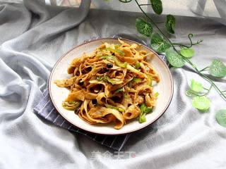 #下饭菜# Fried Gluten with Green Pepper recipe