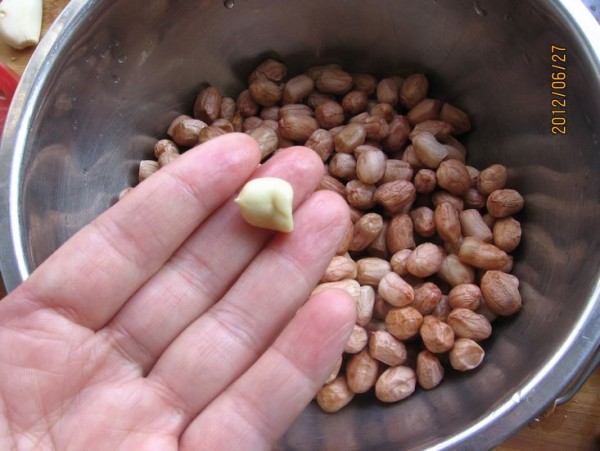Spicy Peanuts recipe