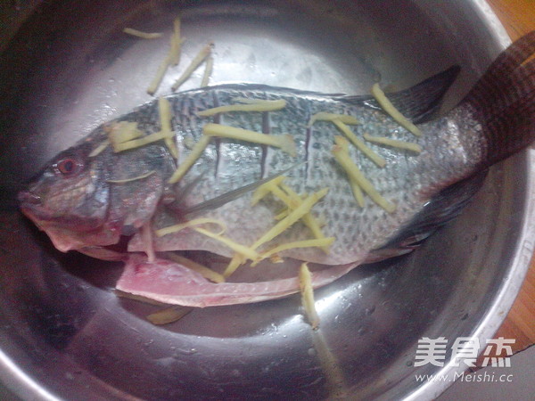 New Orleans Grilled Crucian recipe