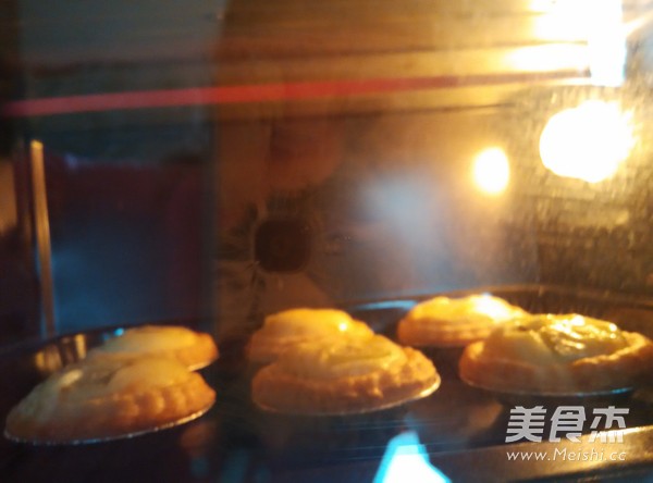 Kiwi Coconut Egg Tart recipe