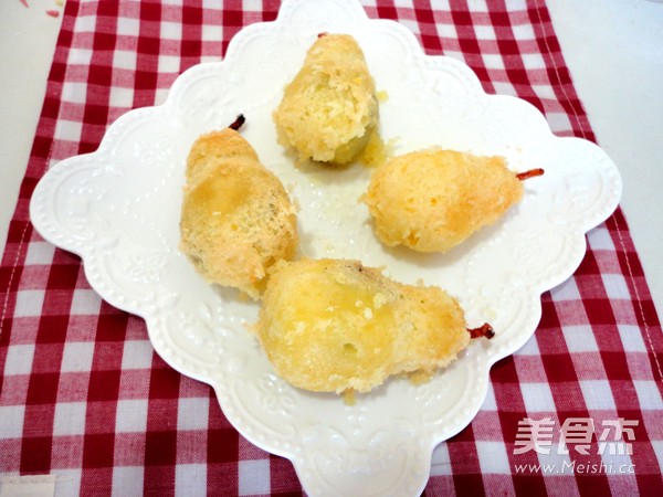 Bionic Bean Paste Stuffed Pear Buns recipe
