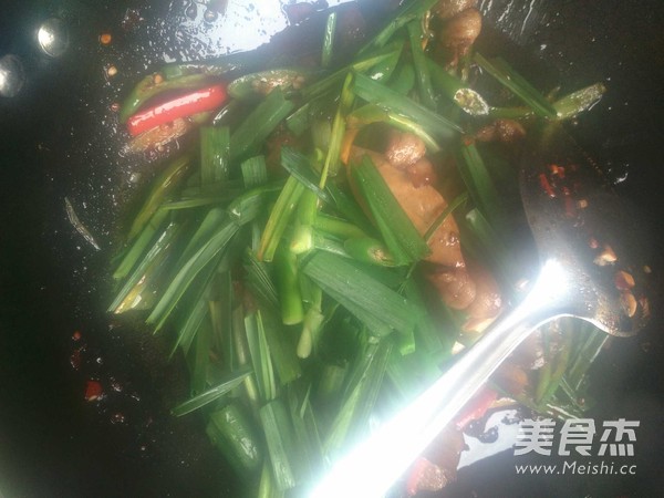 Garlic Sprouts and Green Pepper Twice-cooked Pork recipe