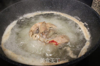 【daily New Product】danggui Nourishing Pig Heart Soup recipe