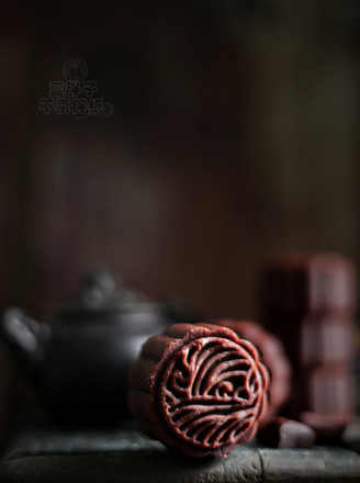 Dark Beauty Chocolate Mooncakes recipe