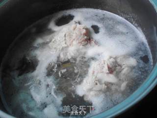 Baby Abalone and Pork Bone Soup recipe