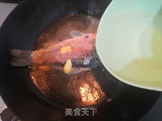 Winter Melon and Crucian Carp Soup recipe