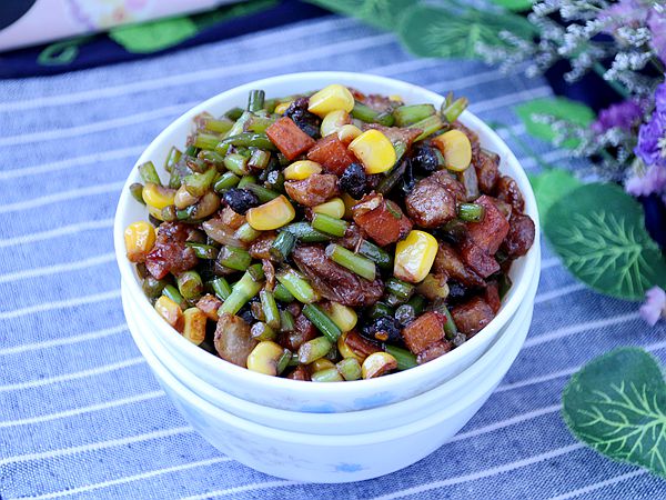 Stir-fried Garlic Moss with Minced Meat recipe