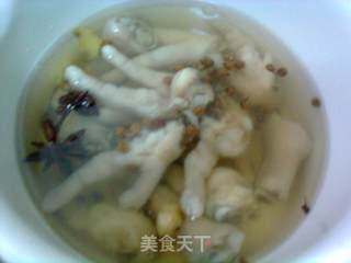 Marinated Chicken Feet with Lemon Spicy Grains recipe