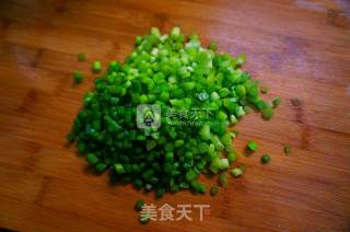 Stir-fried Chicken Gizzards with Garlic Stalks recipe