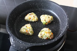 Baby Food Supplement: Foie Gras Nutrition Mixed Vegetable Rice Ball recipe