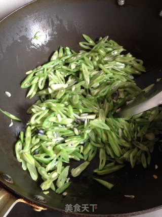 Faithful to The Original Flavor-stir-fried String Beans recipe
