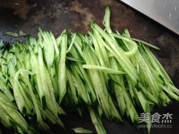 Cold Noodles with Sesame Sauce recipe