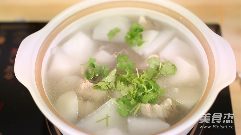 White Radish Ribs Soup recipe