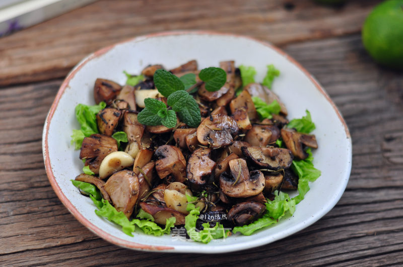 Roasted Mushrooms with Herbs recipe