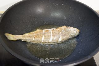 Home Cooked Yellow Croaker recipe