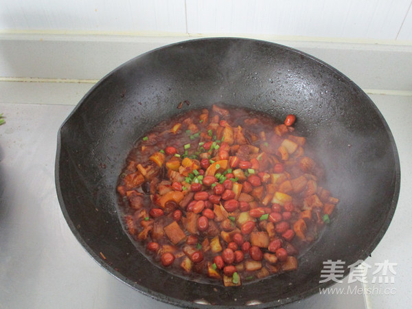 Fried Pork with Bamboo Shoots and Sauce recipe