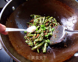 Stir-fried String Beans recipe