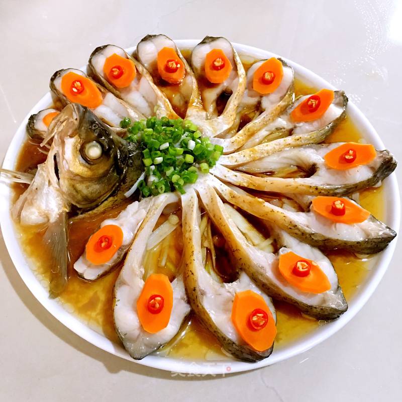 Peacock Steamed Fish recipe