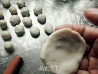 Su-style Mustard and Fresh Meat Mooncakes recipe