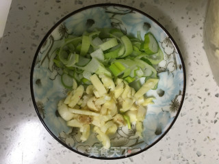 Stir-fried Tripe with Double Pepper recipe