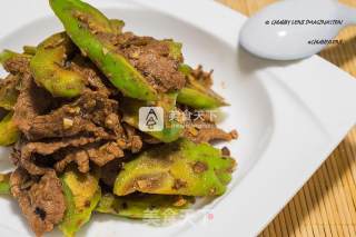 Stir-fried Beef with Bitter Gourd in Black Bean Sauce recipe