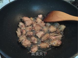 Stir-fried Duck Wings with Pineapple recipe