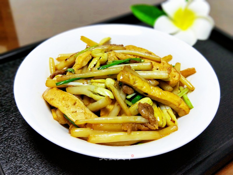 Fried Bean Curd with Peanut Sprouts recipe