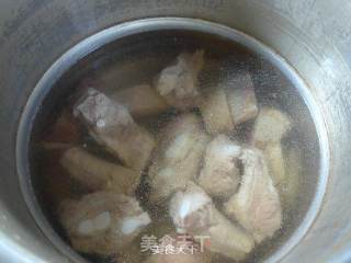 Pork Ribs Soup with Green Vegetables and Cured Chicken Legs recipe