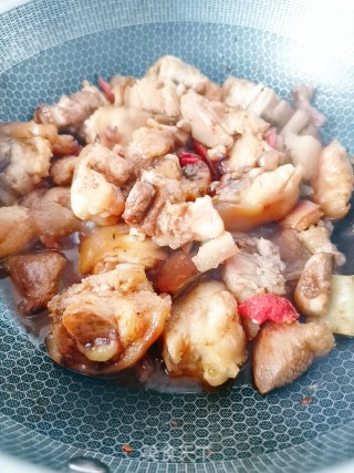 Chestnut Roasted Pig's Trotters recipe
