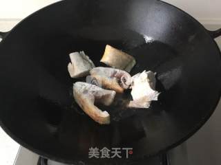 Baby’s Calcium-supplementing Delicacy [stewed Yellow Croaker with Tofu] recipe
