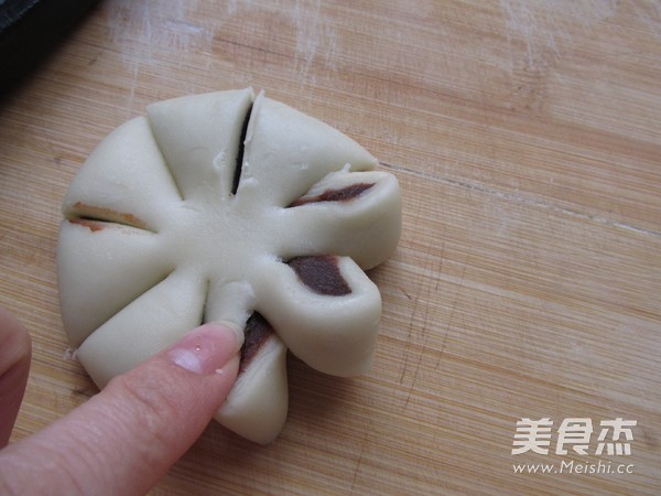 Bean Paste Chrysanthemum Crisp recipe