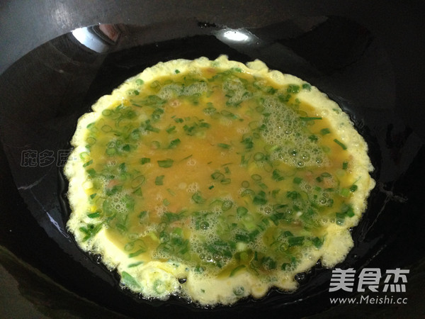 Scrambled Eggs with Chives and Dried Radish recipe